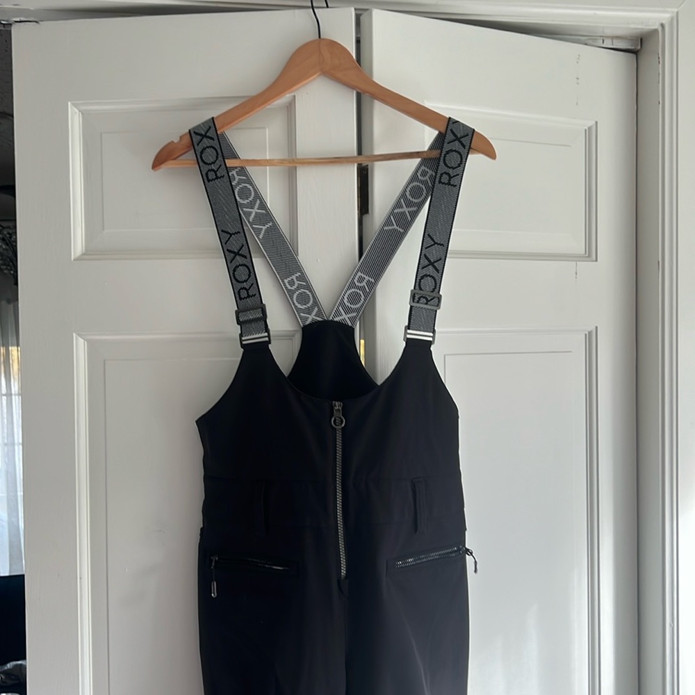 Roxy Snowboarding skiing Bib medium Dryflight 15k